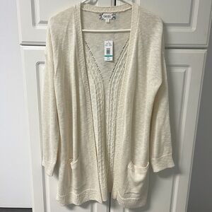 NWT -  Women’s Winter White Cardigan Sweater - Large